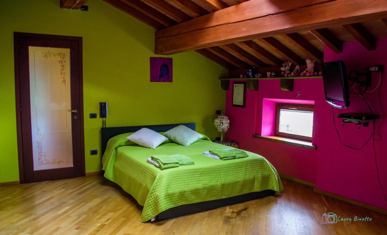 Antiche Vie B&B Serramazzoni Extérieur photo